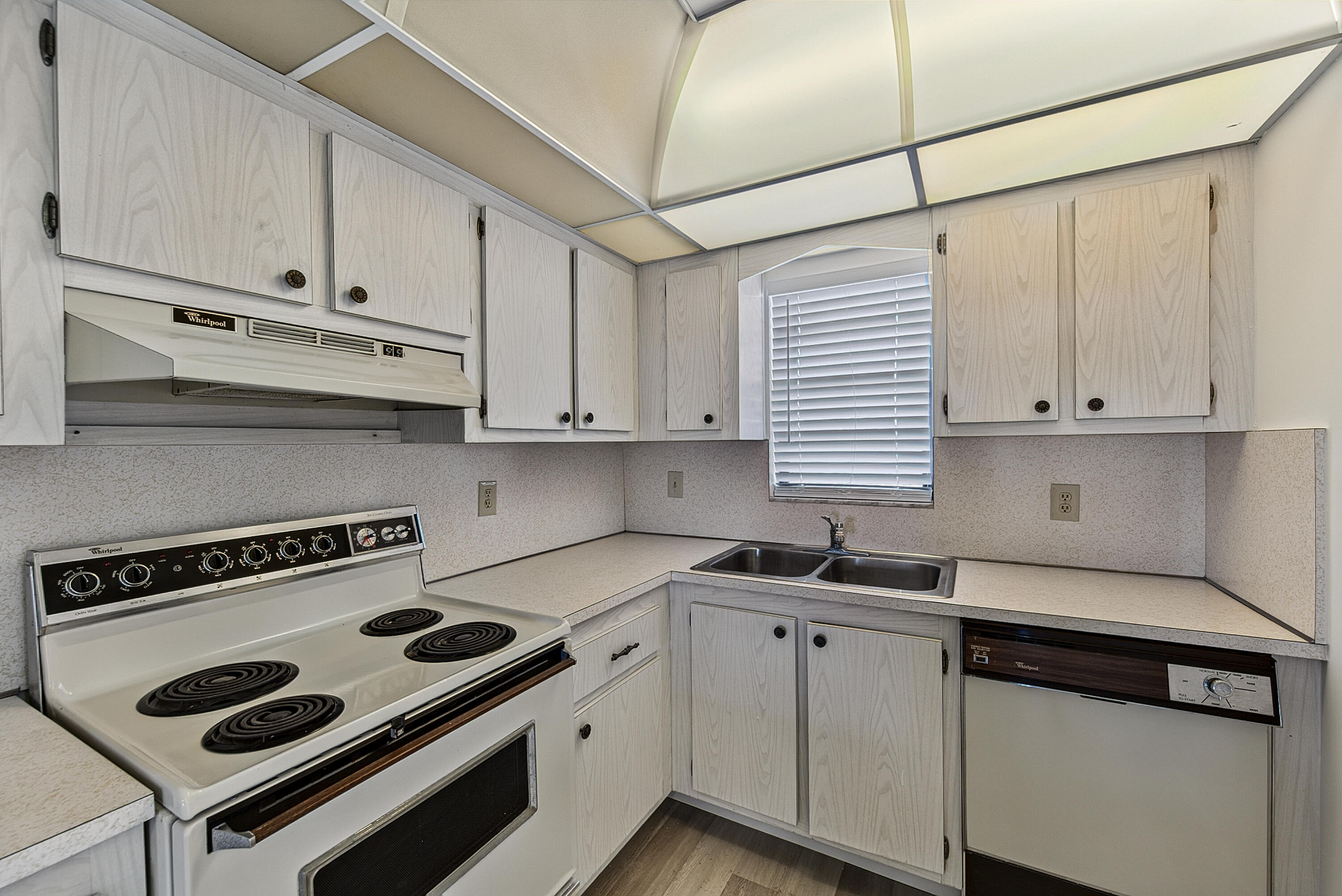 2430 Deer Creek Country Club Boulevard 704-2 Property Photo 22