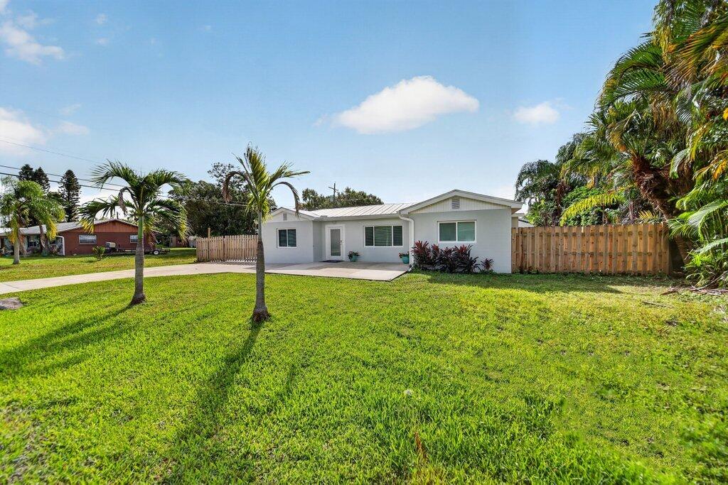 976 Sw 37th Street Property Photo 15