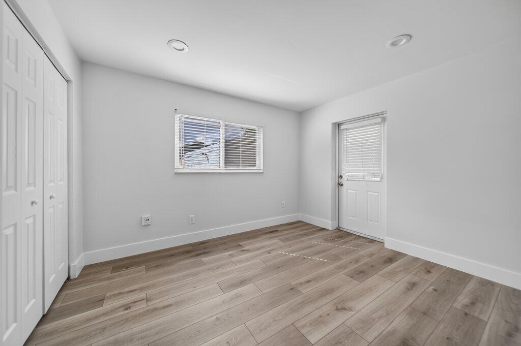 976 Sw 37th Street Property Photo 19