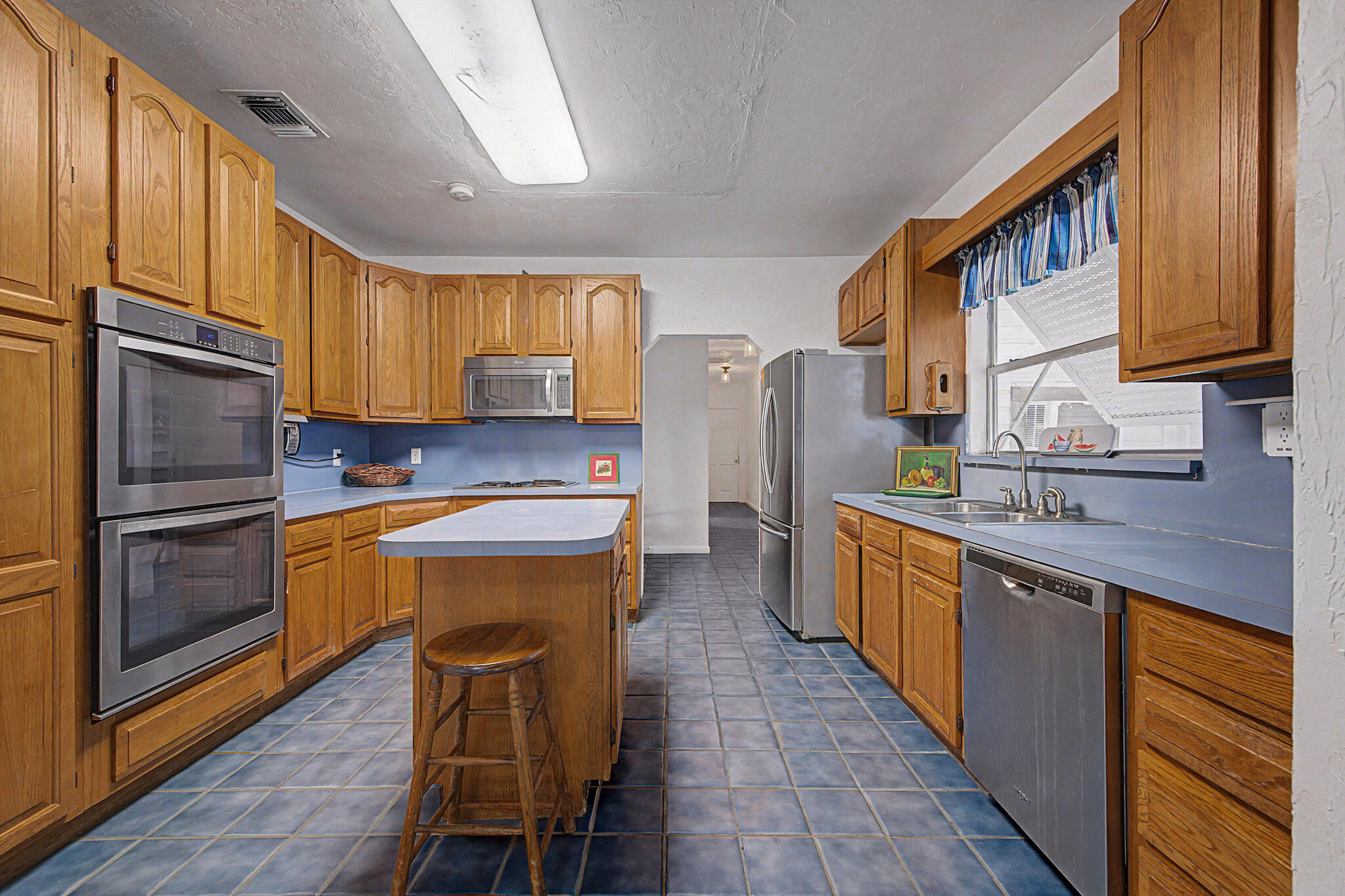 37 E Corkscrew Boulevard Property Photo 3
