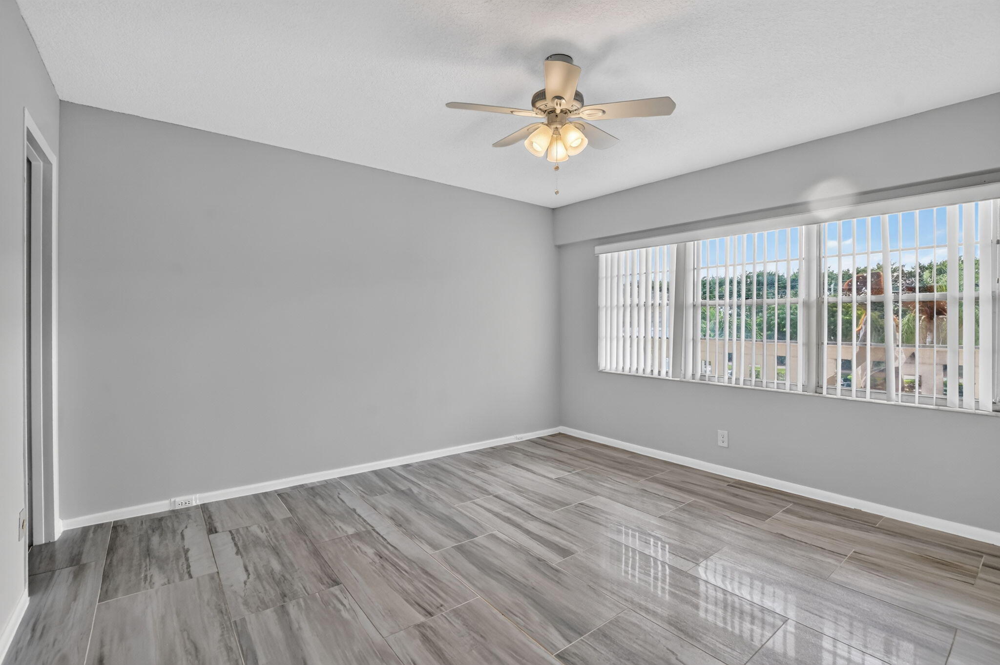 204 Dorset E Property Photo 12