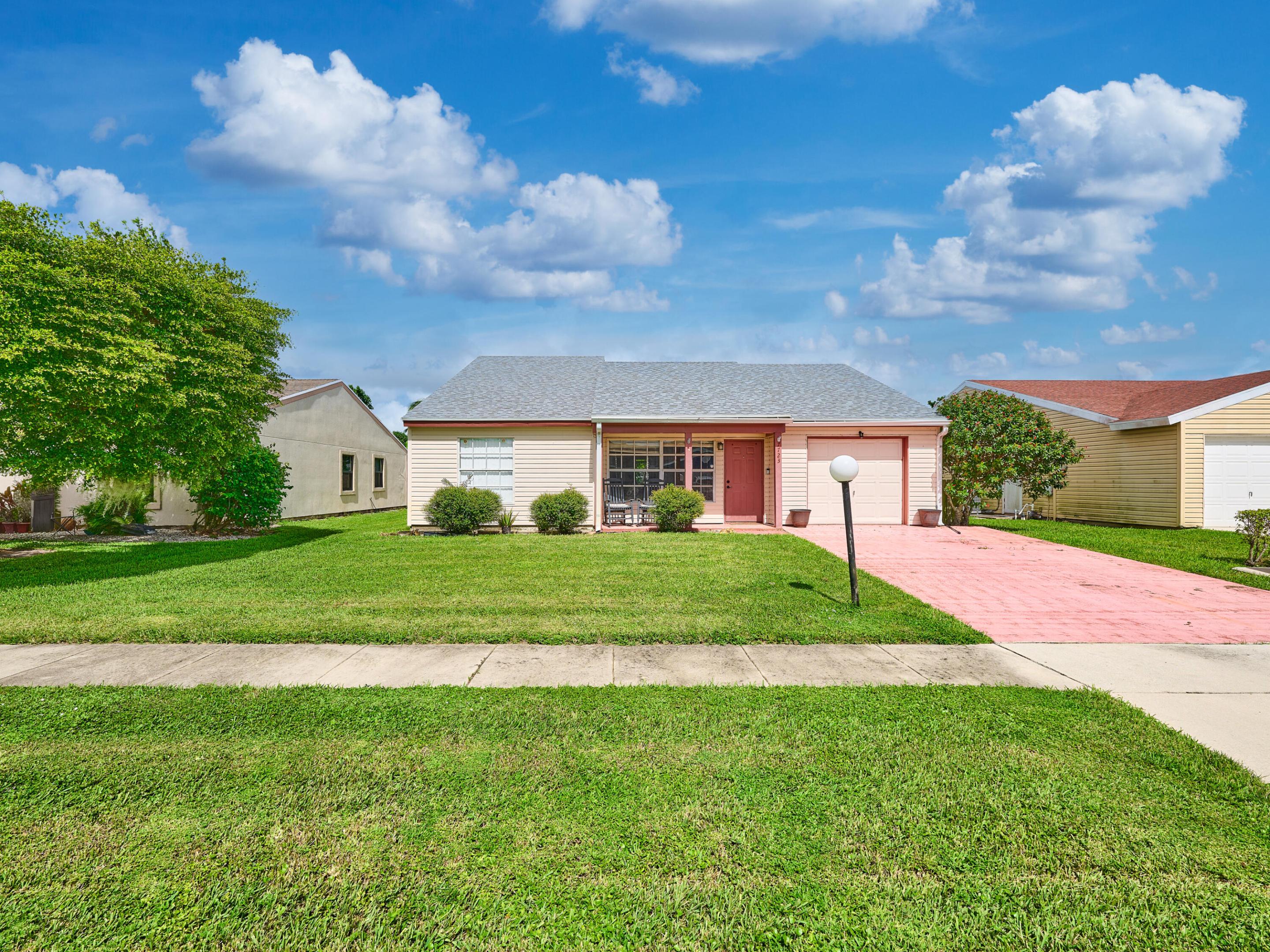 7723 Canal Drive Property Photo 2