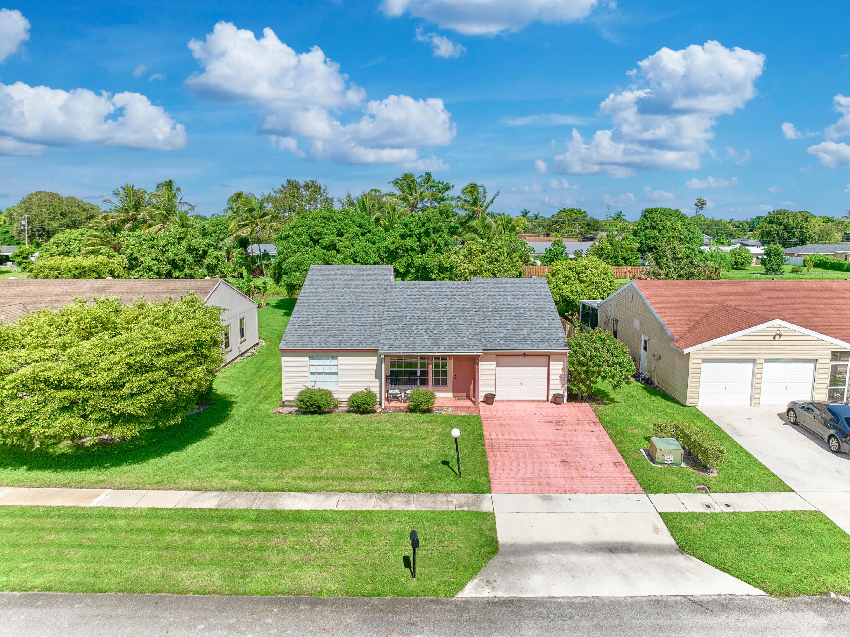 7723 Canal Drive Property Photo 4