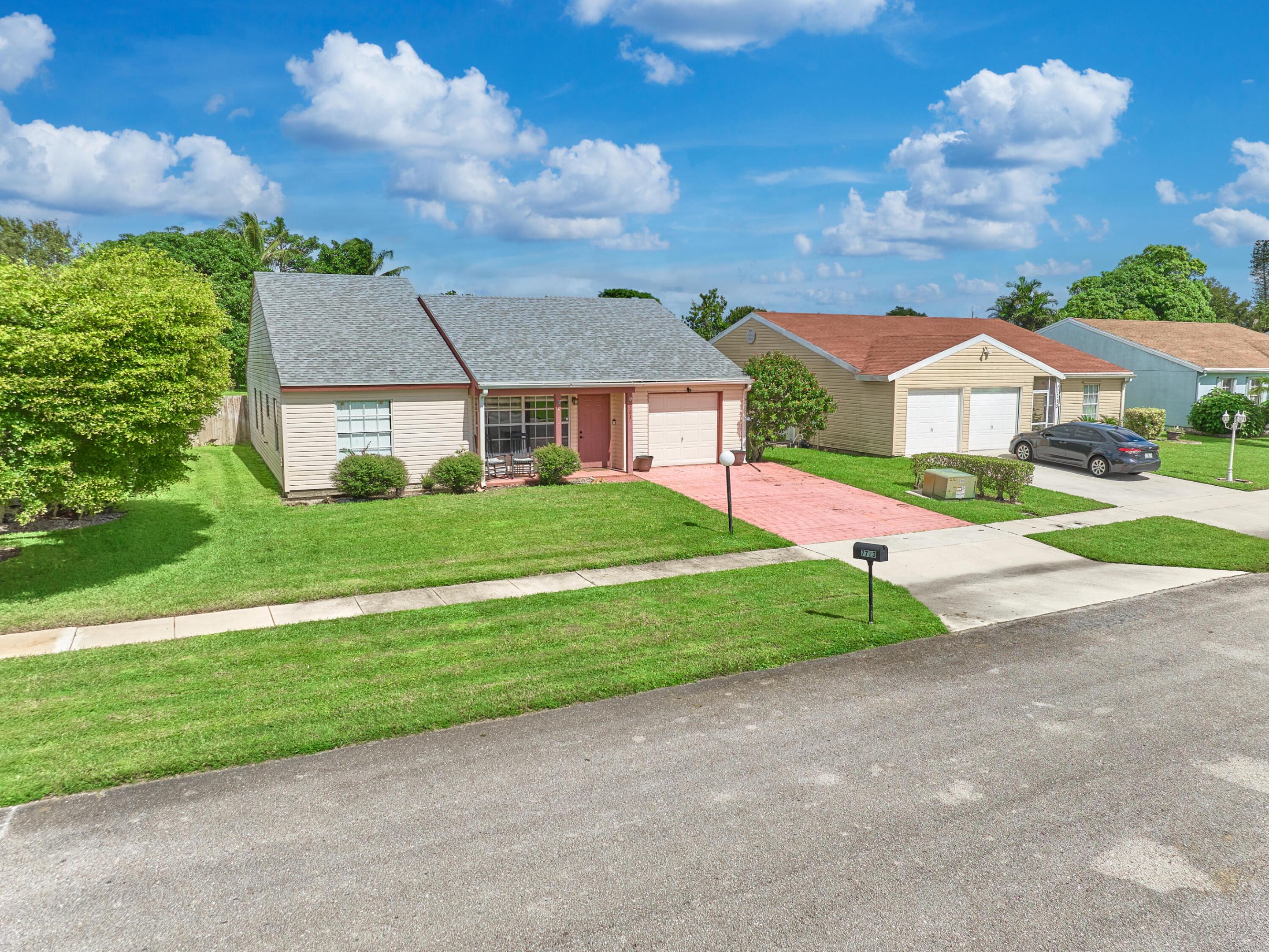 7723 Canal Drive Property Photo 23