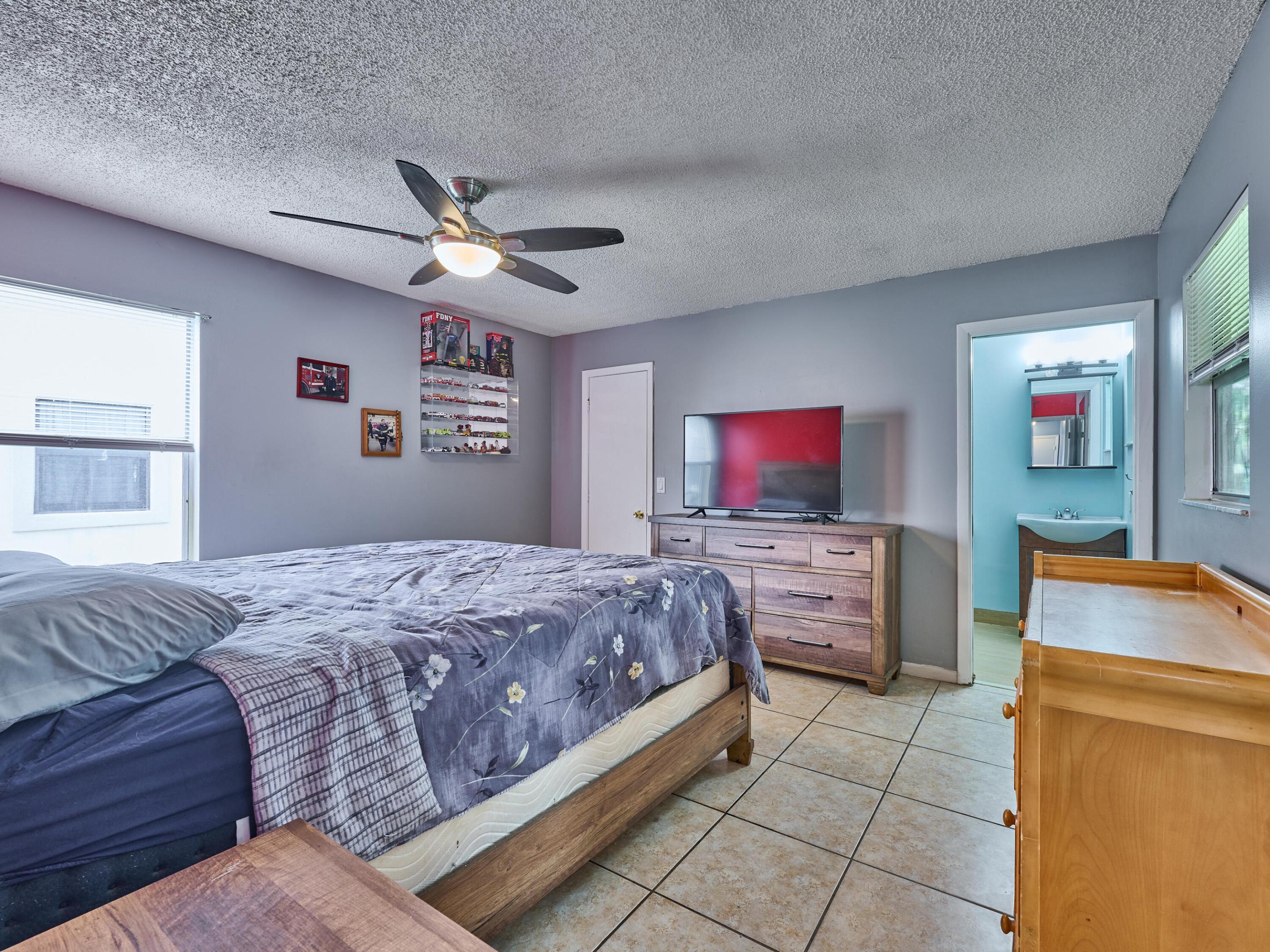 7723 Canal Drive Property Photo 41