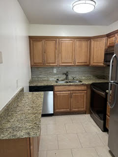 186 Norwich H 186 Property Photo 3