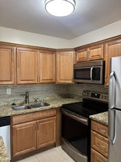186 Norwich H 186 Property Photo 4