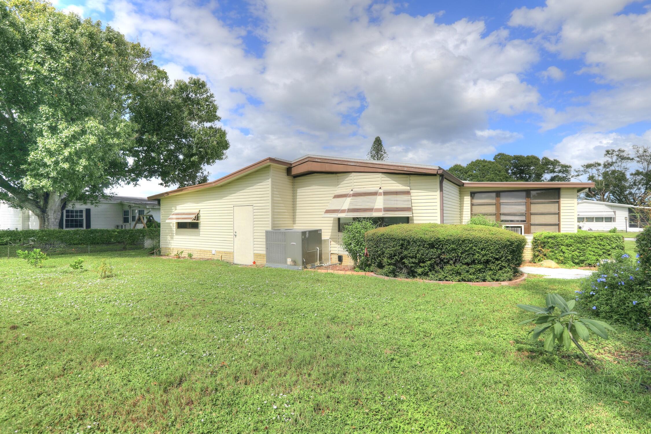 913 Balsam Street Property Photo 8