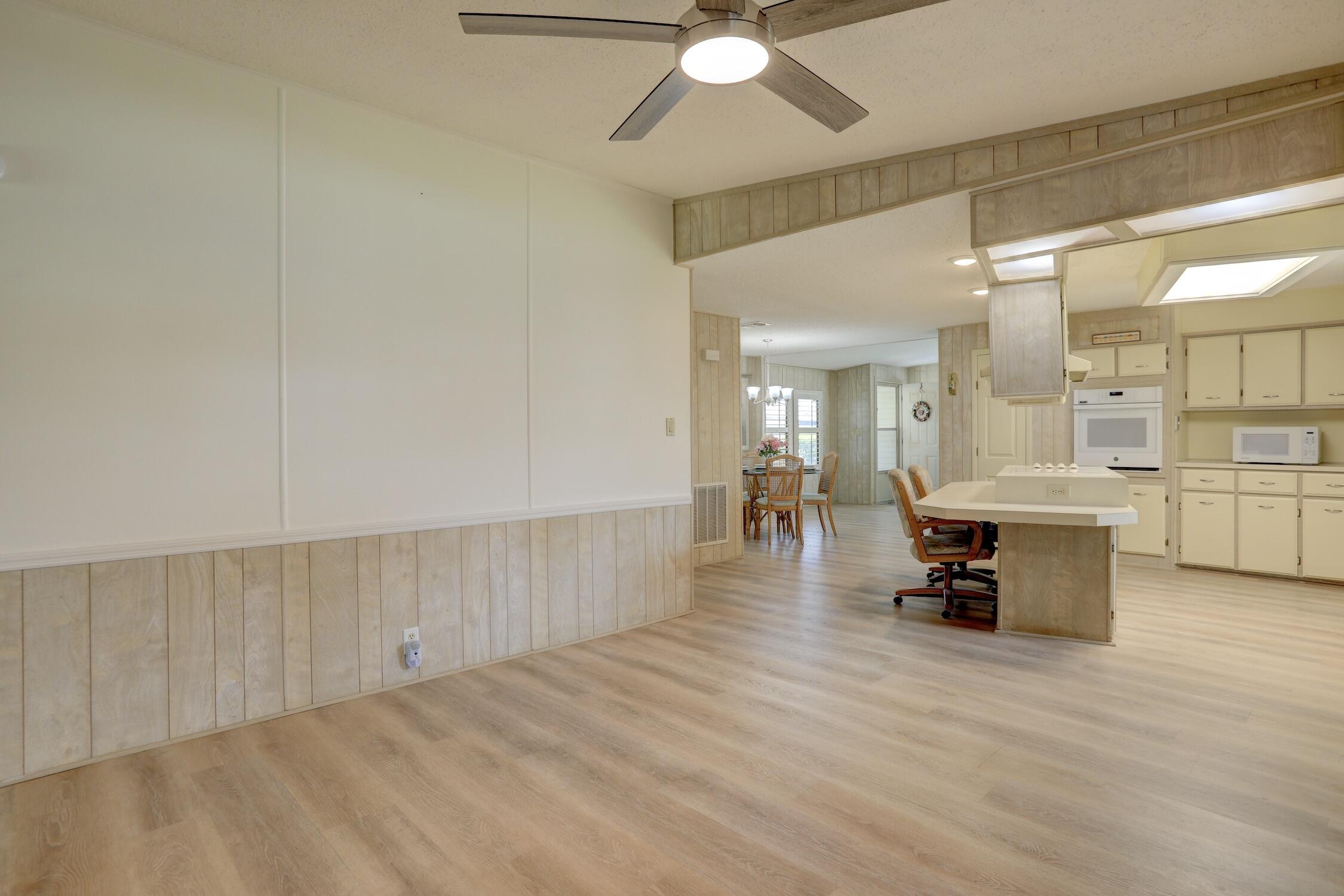 913 Balsam Street Property Photo 34