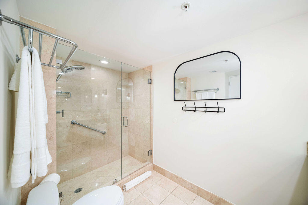 2670 E Sunrise Boulevard 907 Property Photo 16