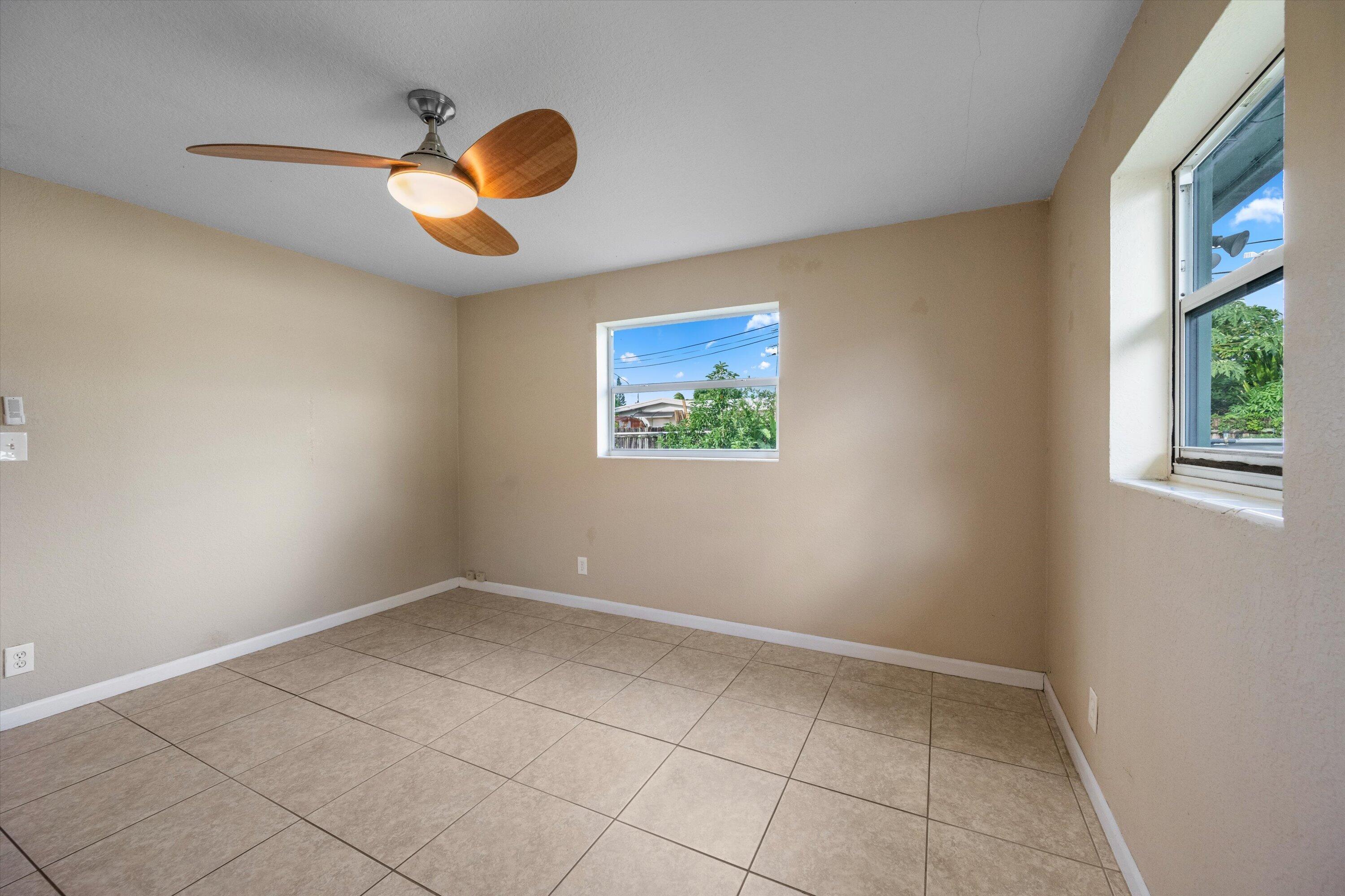 1903 E Chatham Road Property Photo 19