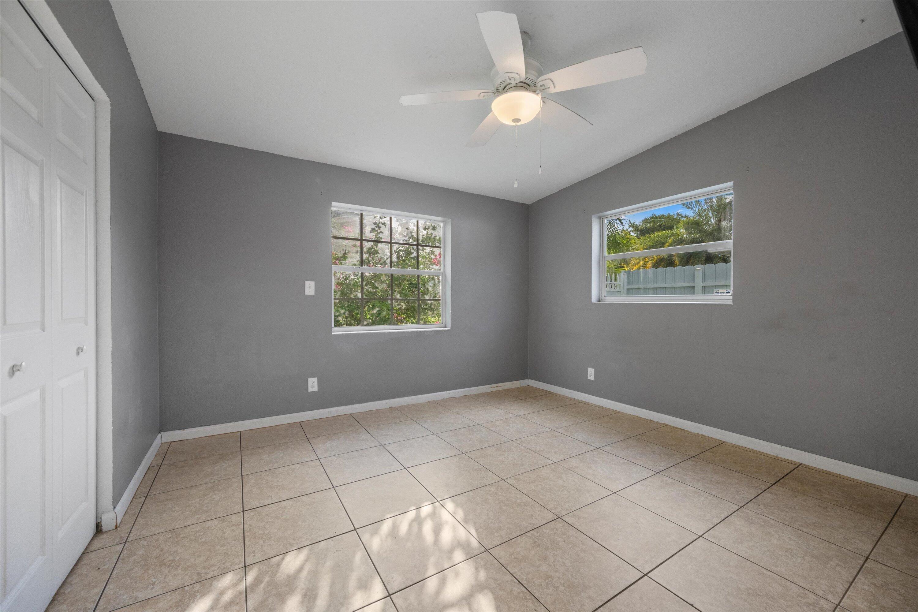1903 E Chatham Road Property Photo 23