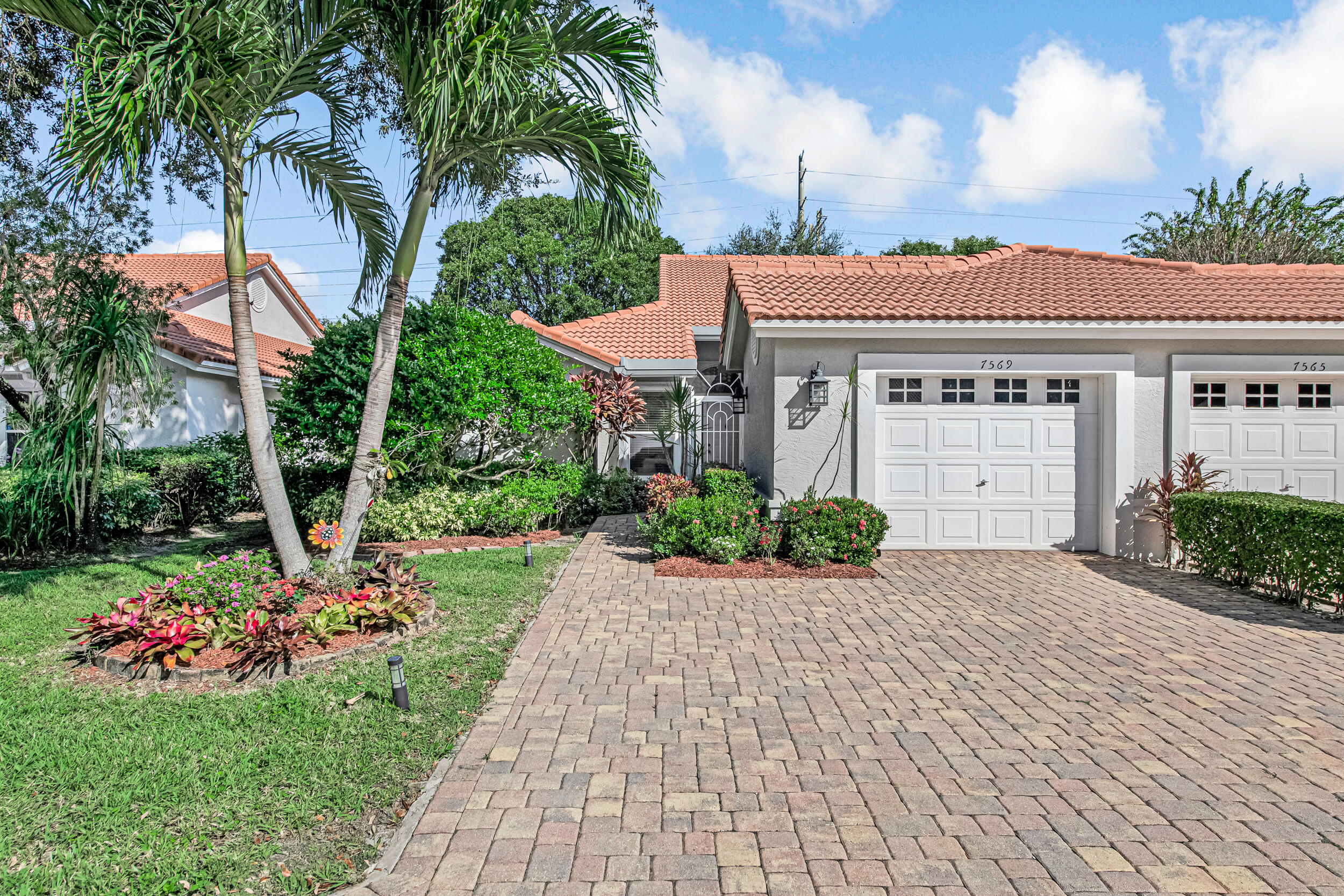 7569 Island Breeze Terrace Property Photo 1