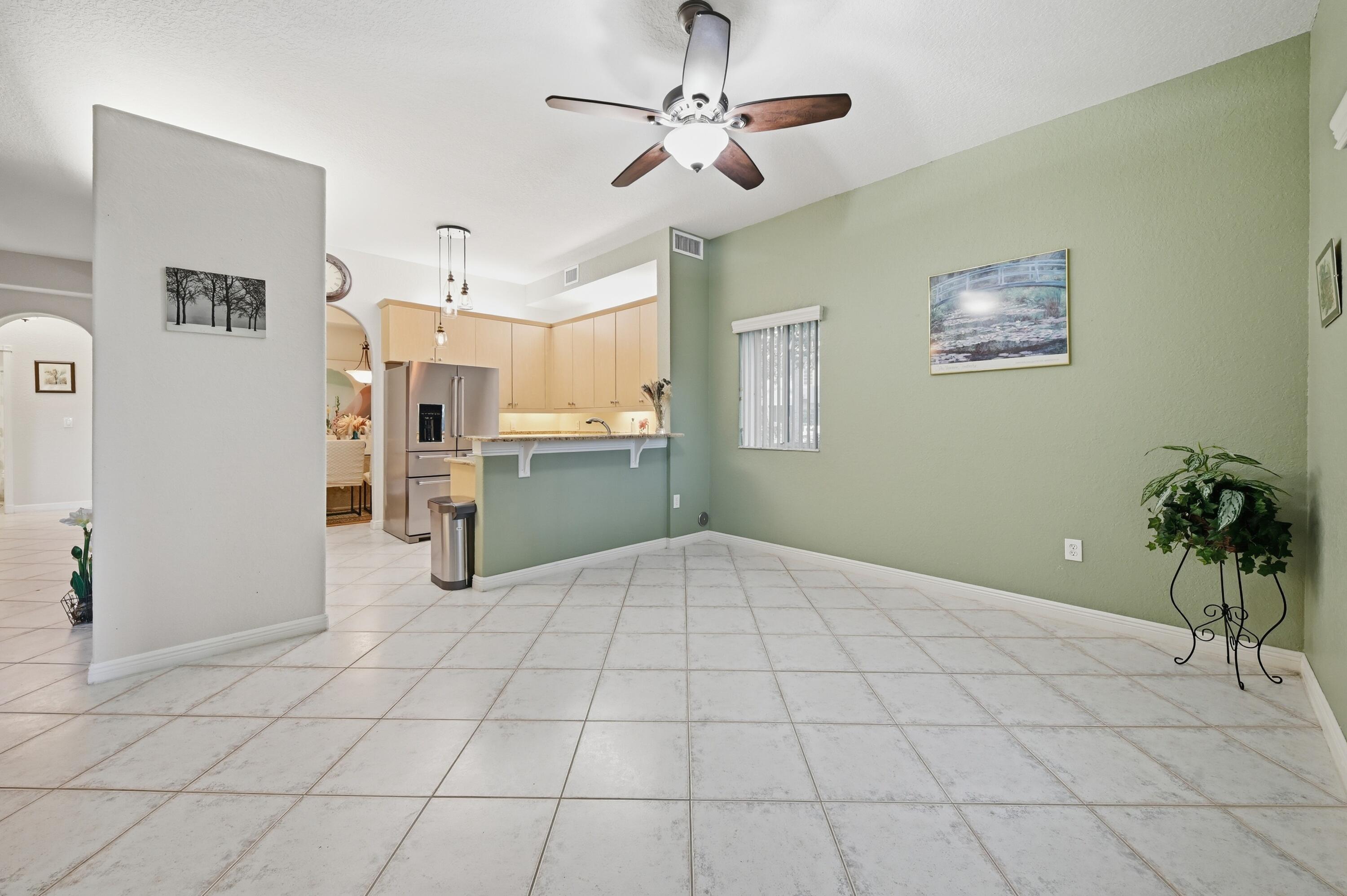 7986 Exeter Boulevard W 101 Property Photo 16