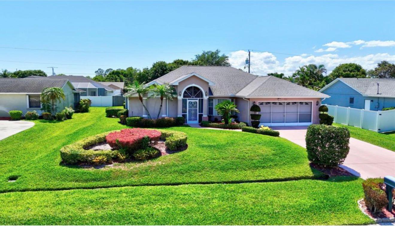 B26092522 Property Photo 2