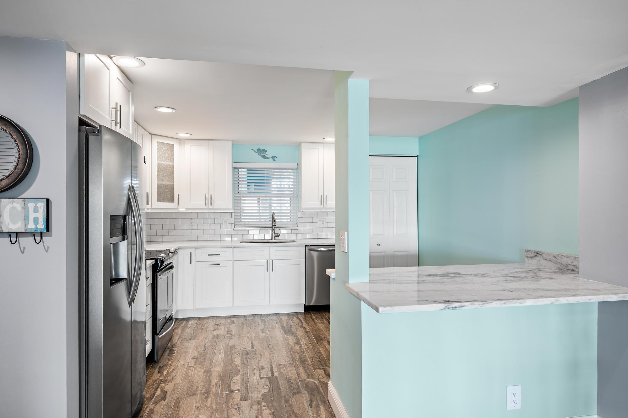 3040 Lake Shore Drive 903 Property Photo 10