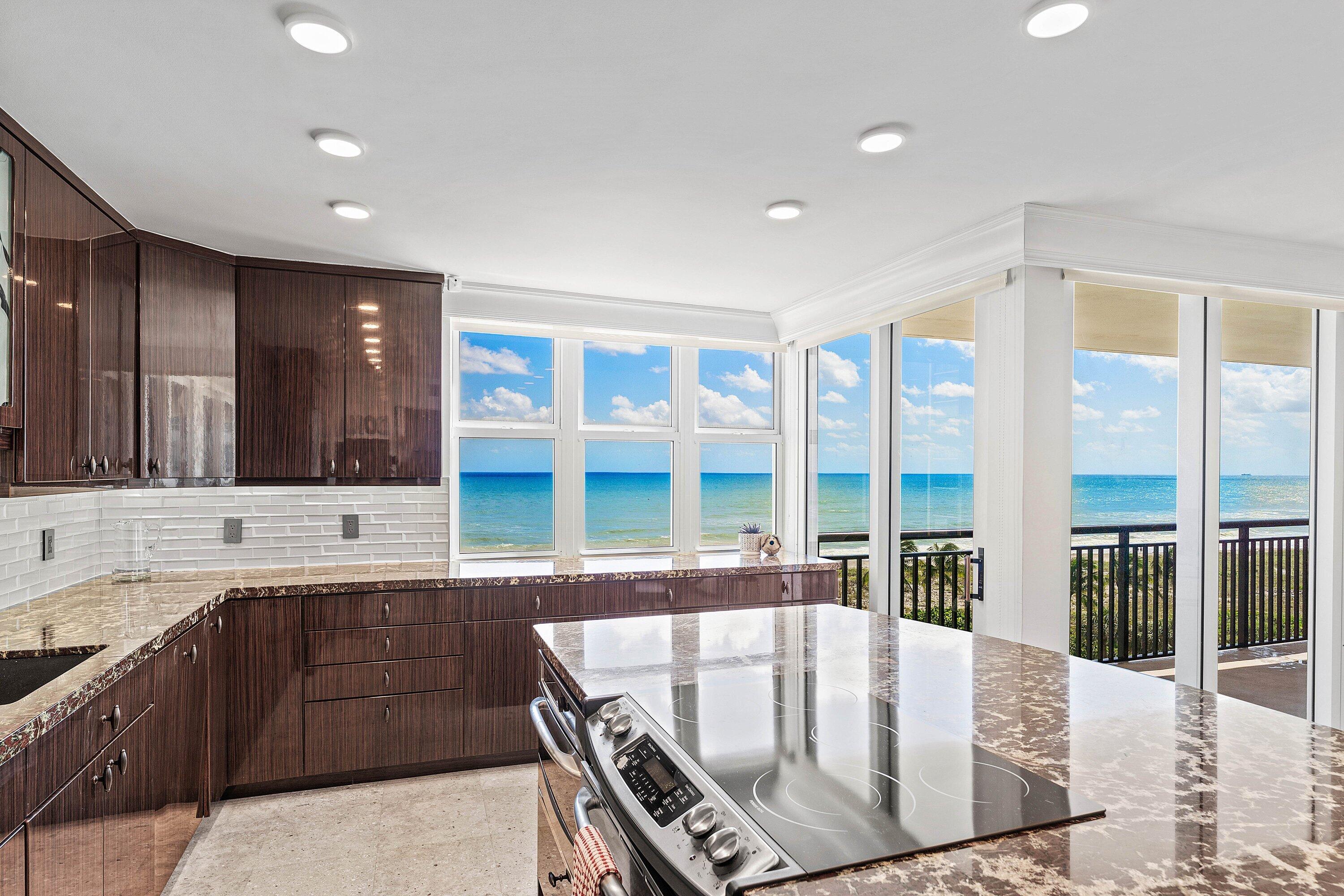 2000 S Ocean Boulevard 6a Property Photo 6