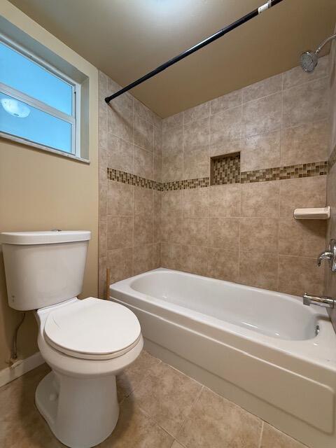 9440 Live Oak Place 402 Property Photo 7