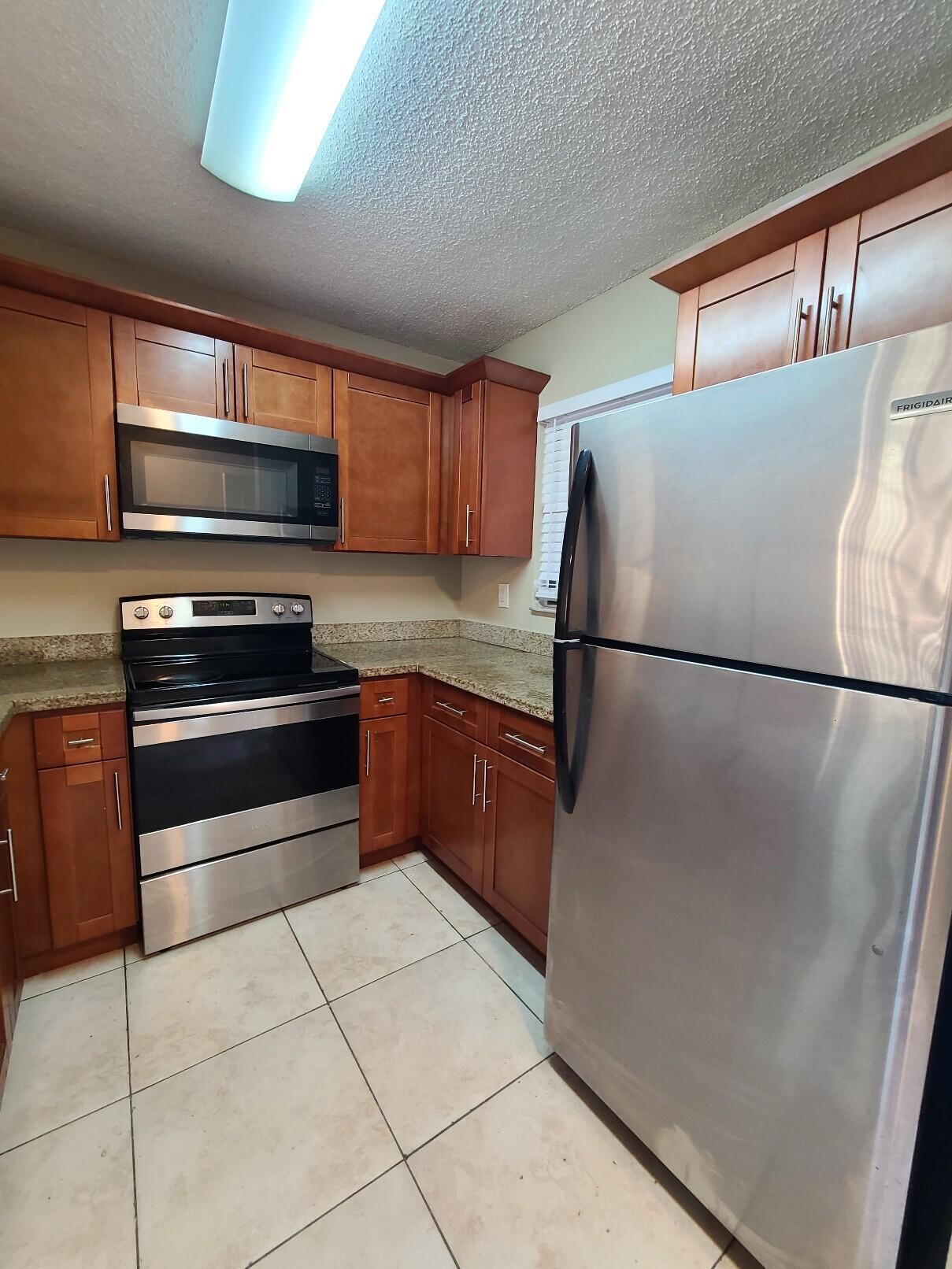 1461 Windorah Way G Property Photo 6