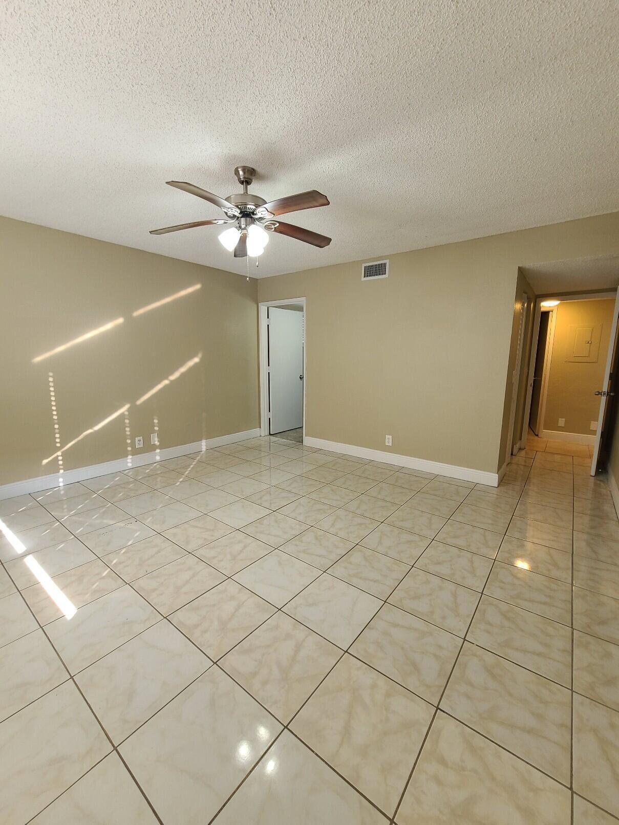 1461 Windorah Way G Property Photo 12
