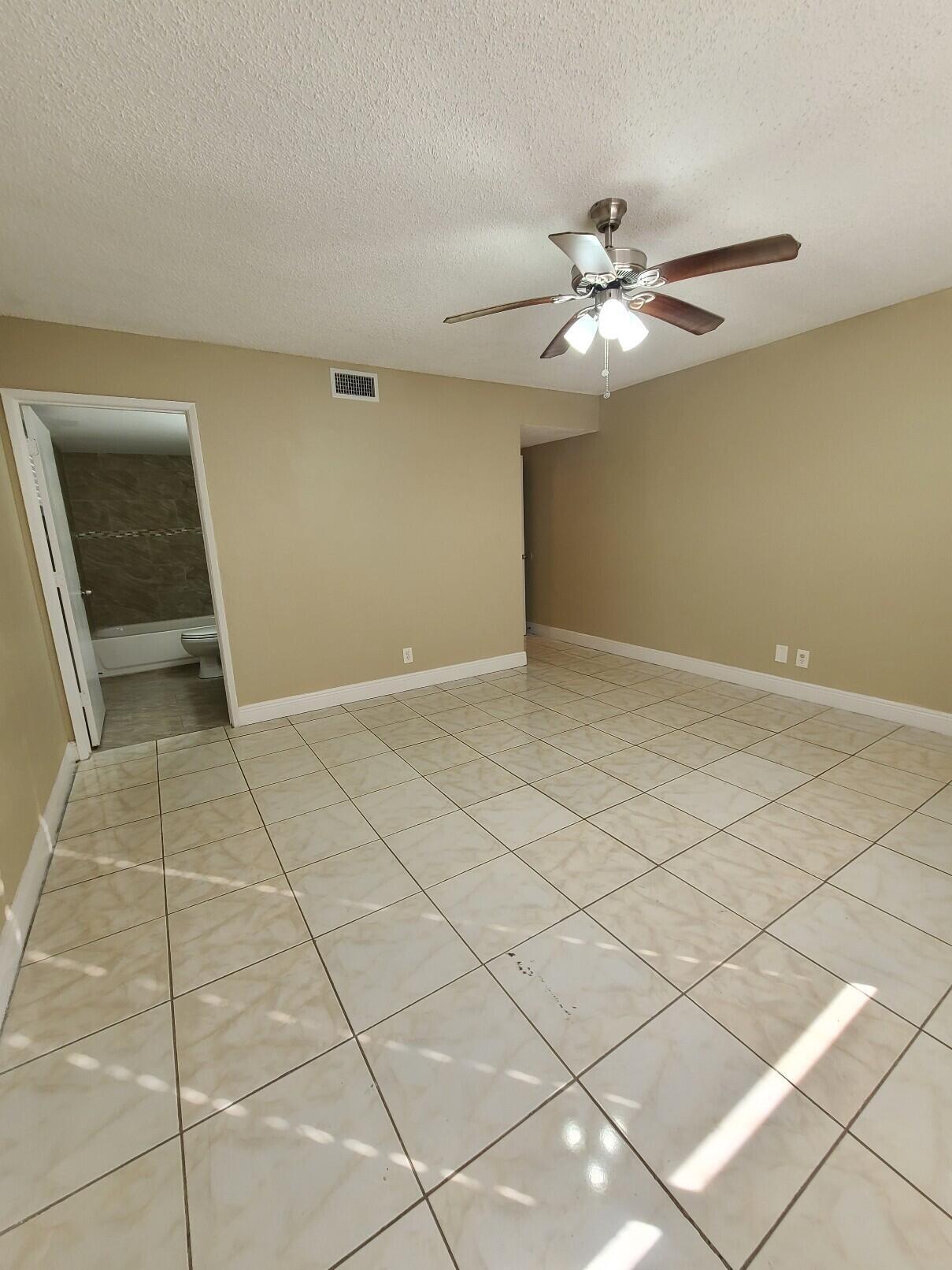 1461 Windorah Way G Property Photo 13