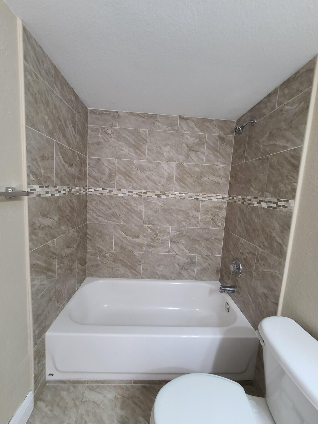 1461 Windorah Way G Property Photo 16