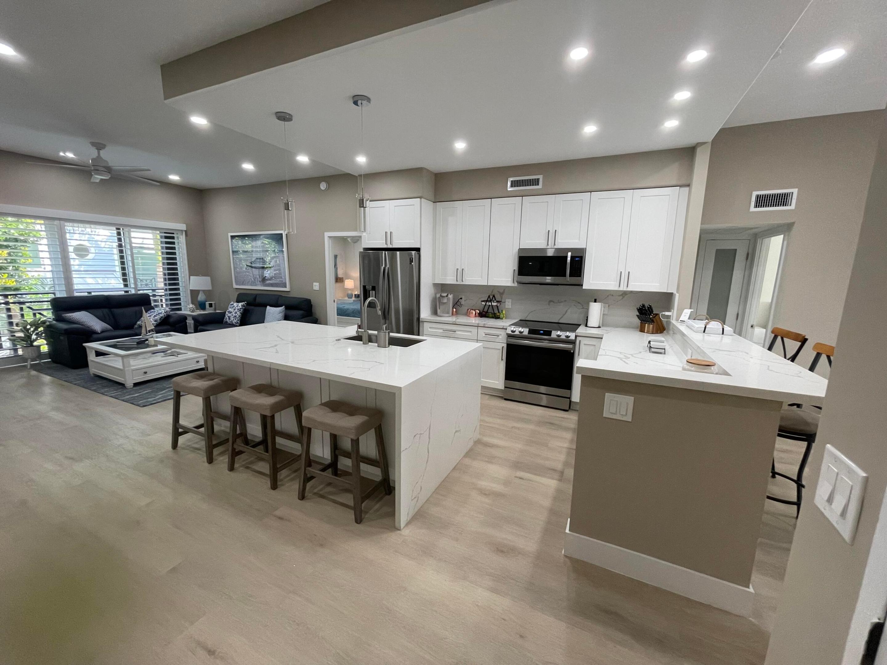 1616 S OCEAN Lane S 238 Property Photo 1