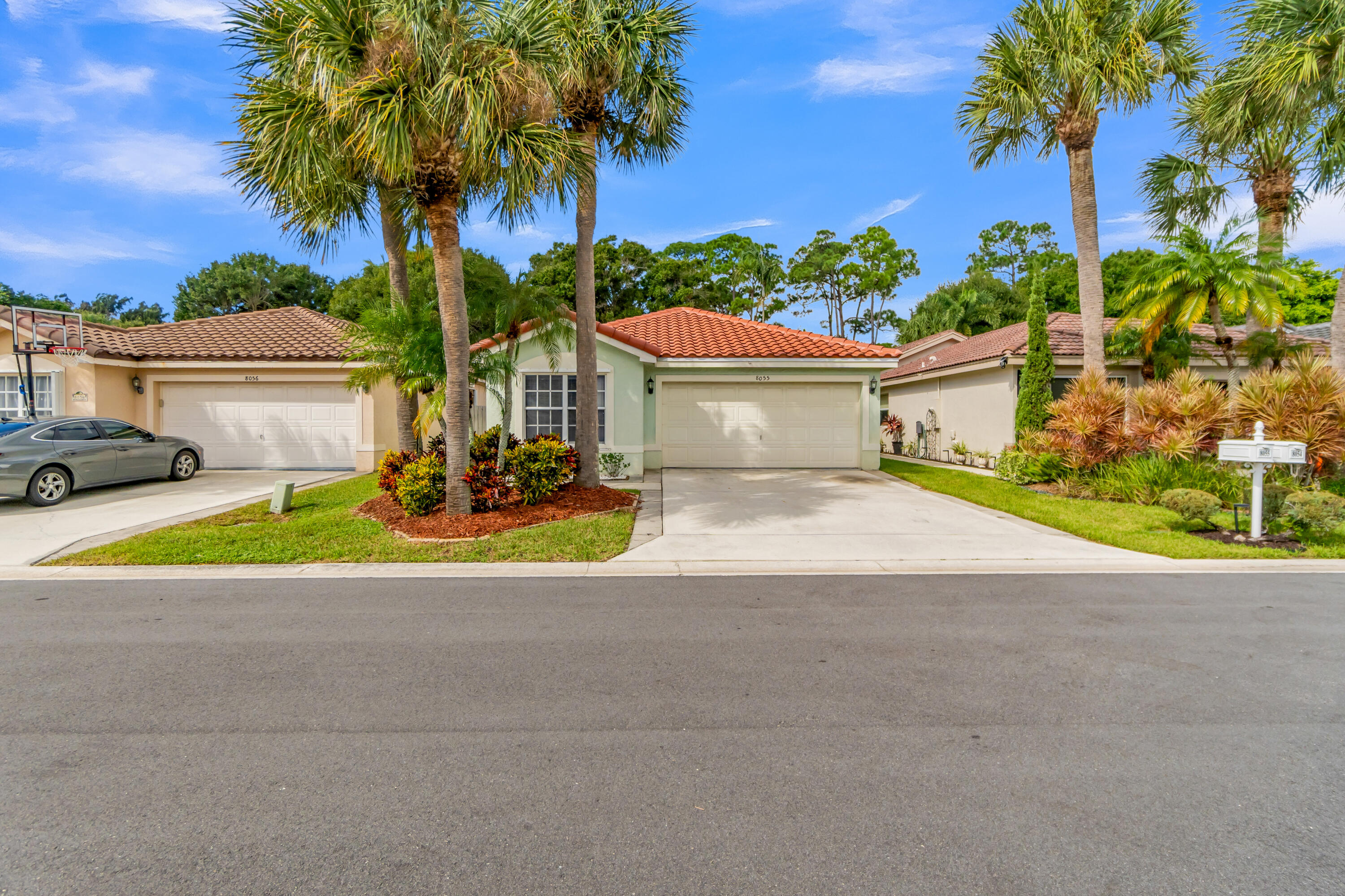 8055 Stirrup Cay Court Property Photo 6