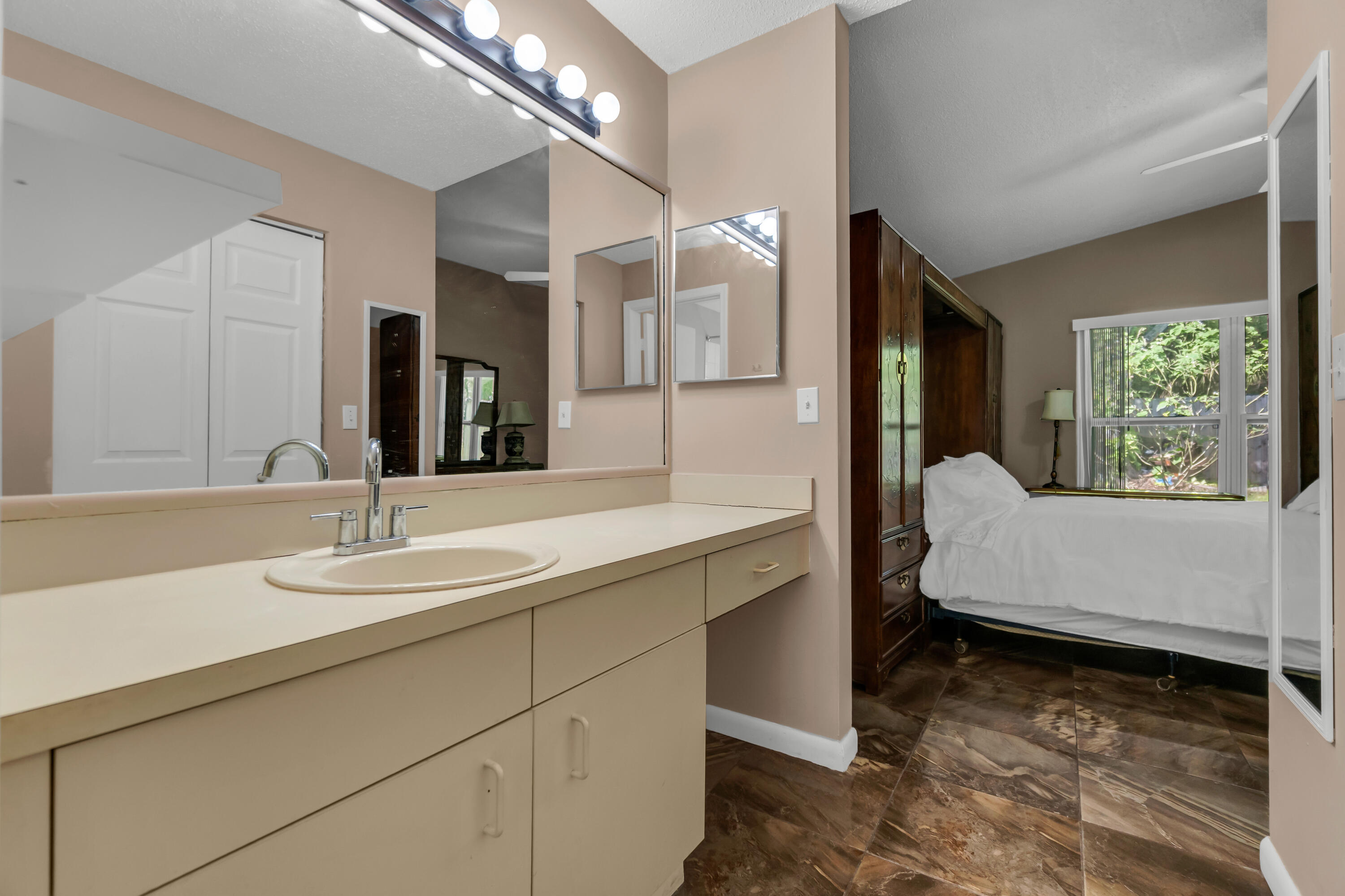 8055 Stirrup Cay Court Property Photo 23
