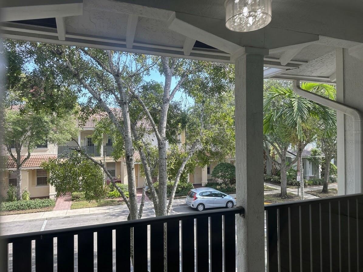 997 Nw 18th Avenue 997 Property Photo 11