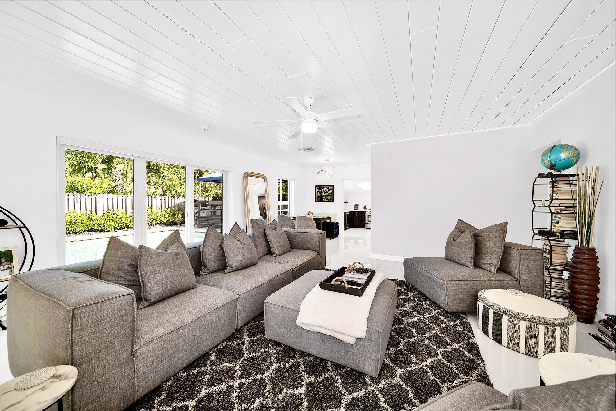 1303 Cordova Road Property Photo 6