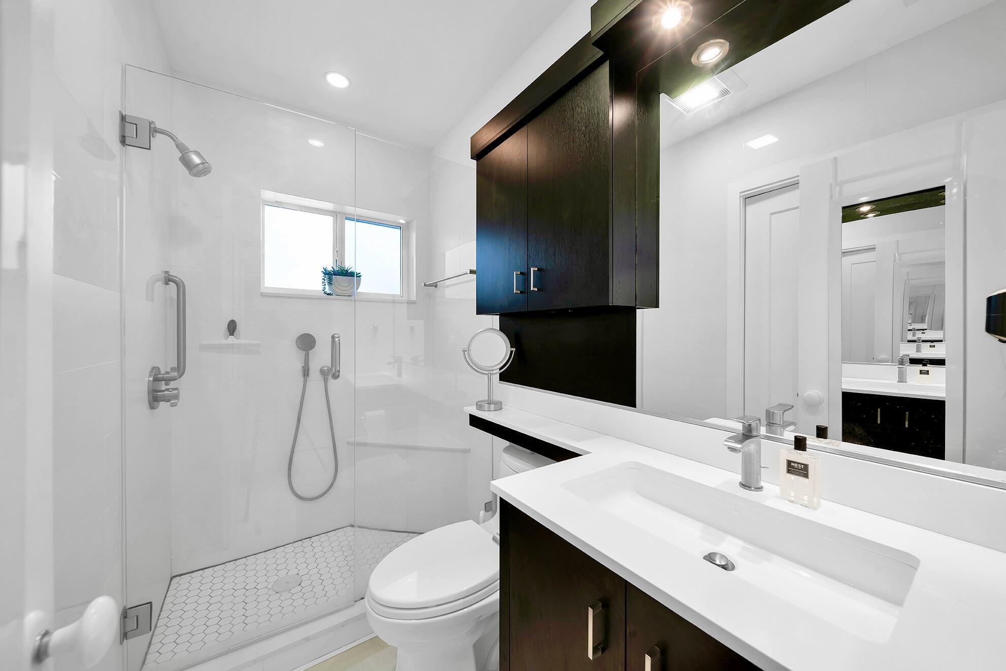 1303 Cordova Road Property Photo 13