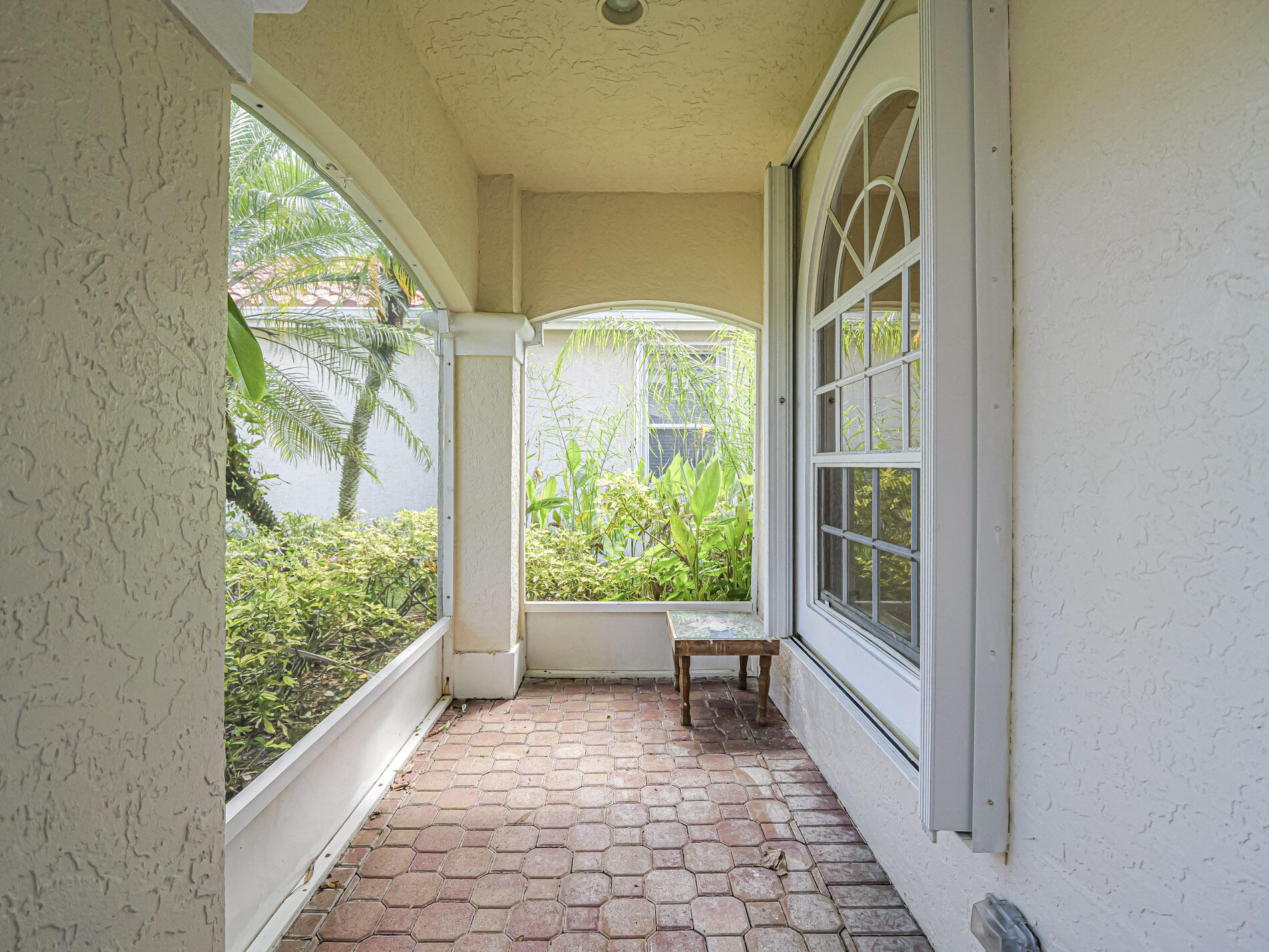 564 Sw Saint Kitts Cove Property Photo 7