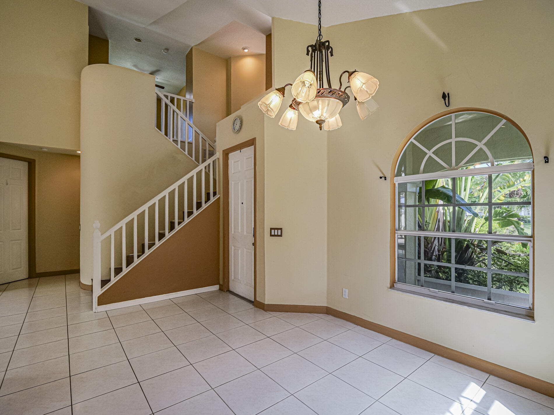 564 Sw Saint Kitts Cove Property Photo 8