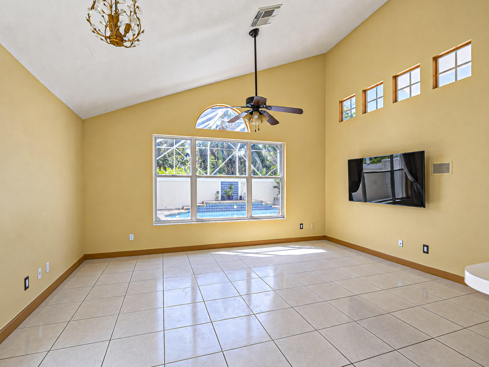 564 Sw Saint Kitts Cove Property Photo 12