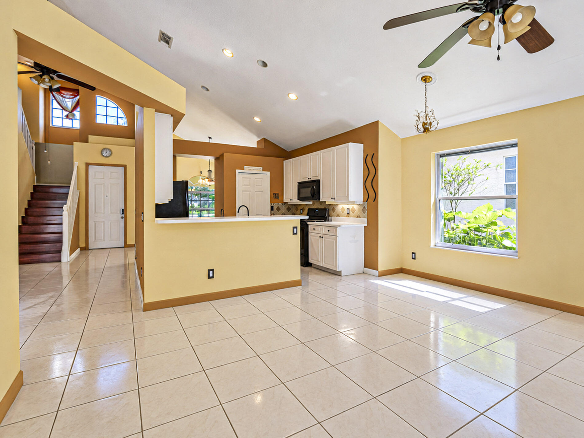 564 Sw Saint Kitts Cove Property Photo 13