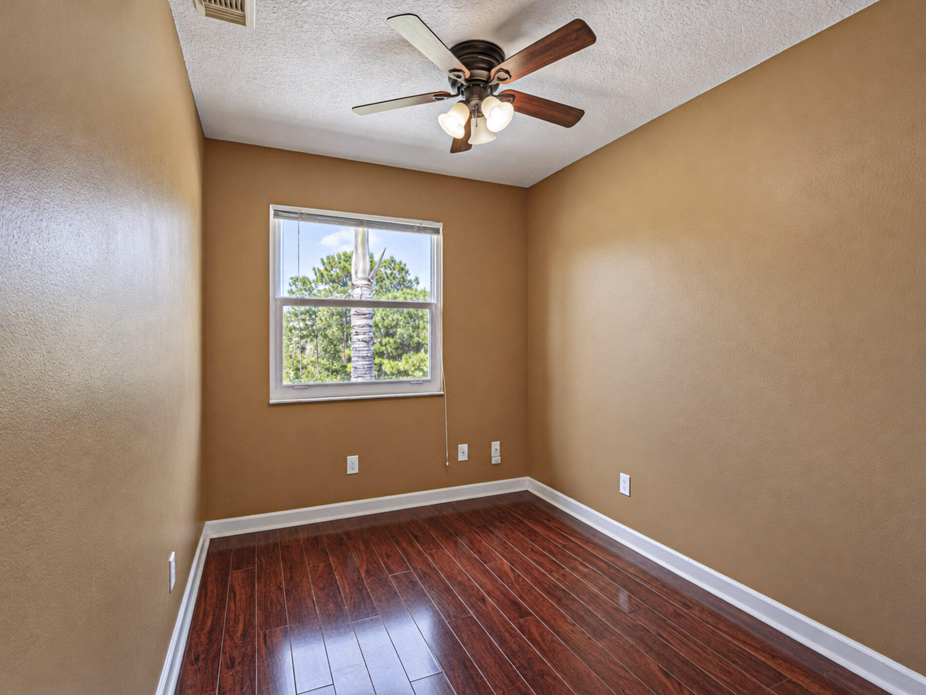 564 Sw Saint Kitts Cove Property Photo 33