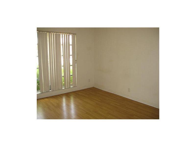4505 Treehouse Lane C Property Photo 2