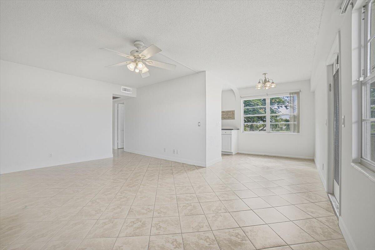 291 Preston G Way 291 Property Photo 6