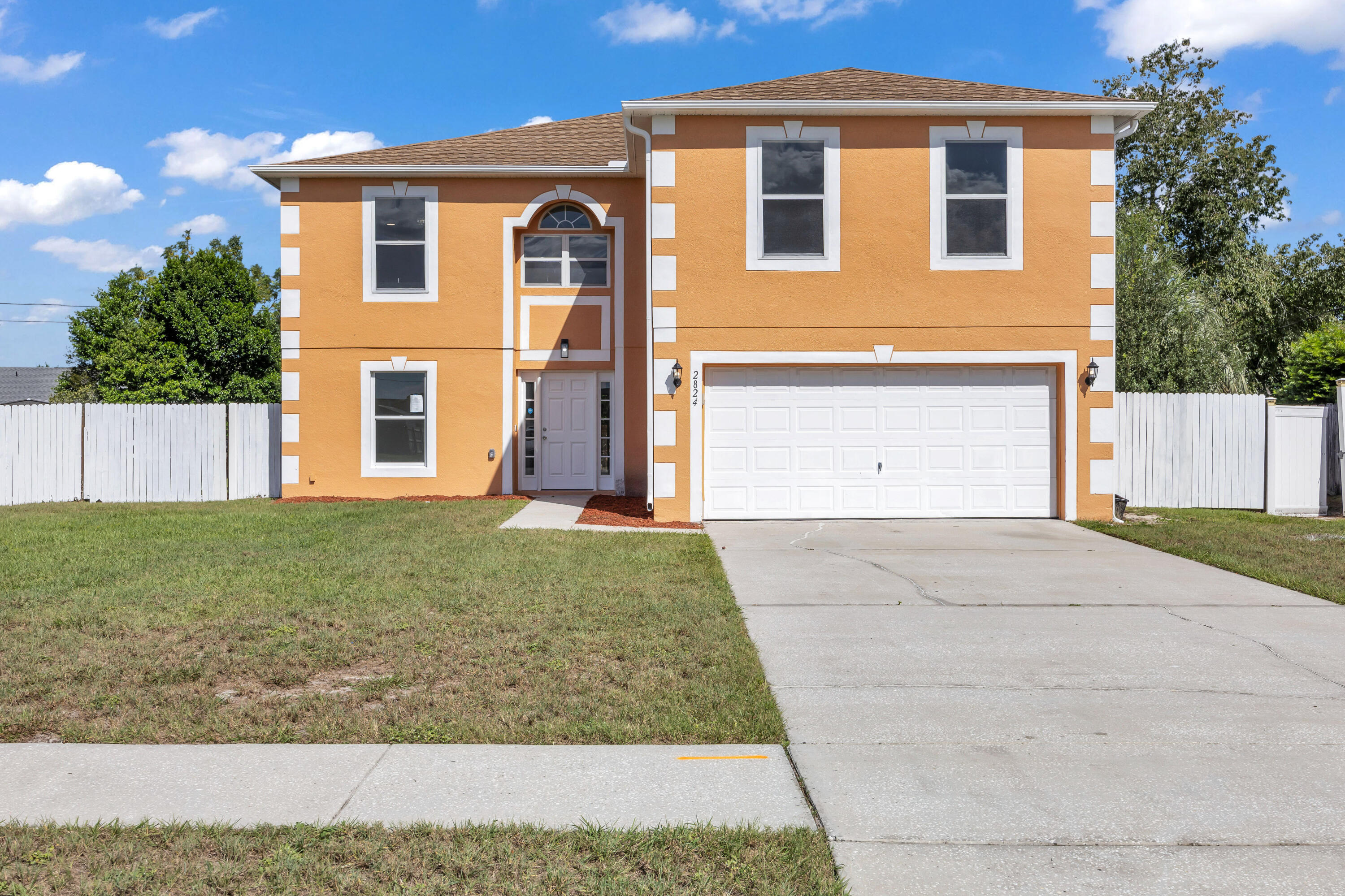 2824 E Corrigan Drive Property Photo 1