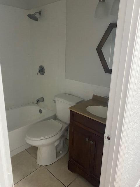 1146 W 41st Street 84 Property Photo 7