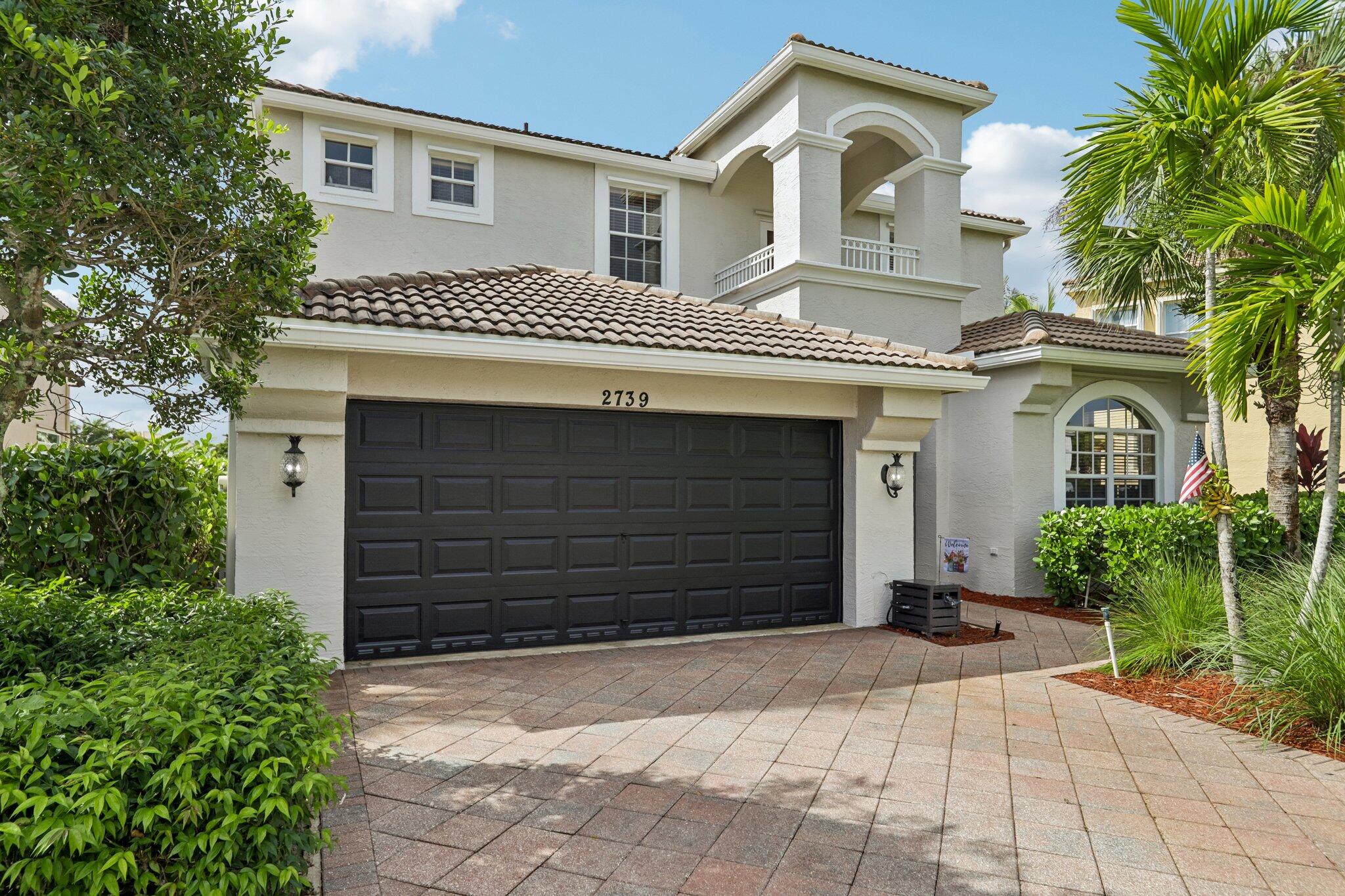 2739 Misty Oaks Circle Property Photo 1