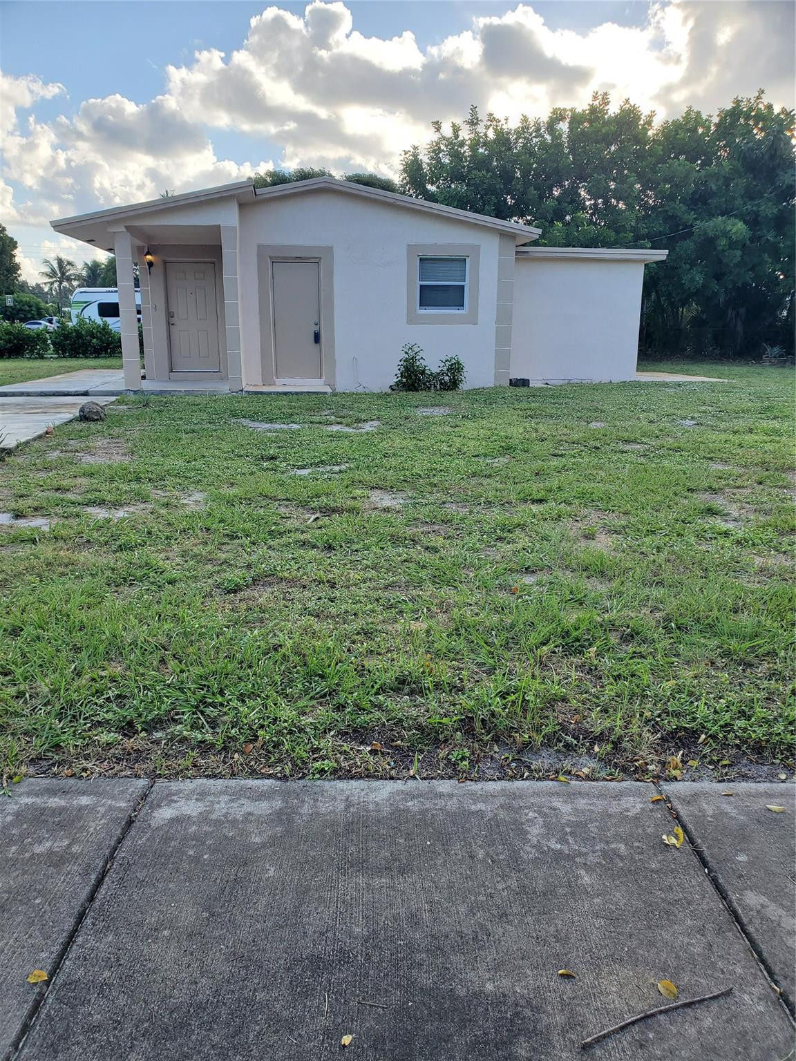 264 Ne 45th Street Property Photo 18