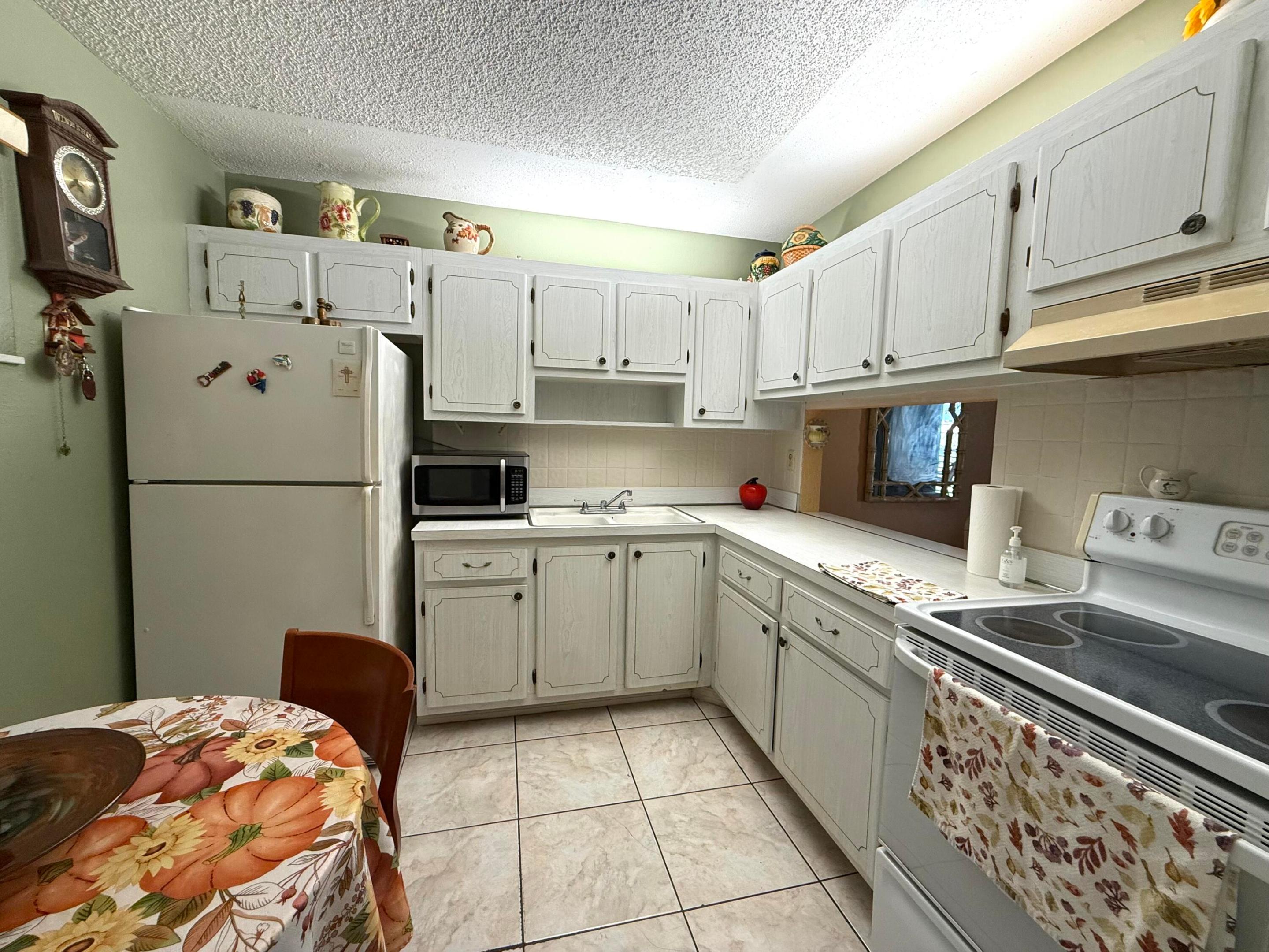 2855 Garden Drive S 306 Property Photo 1