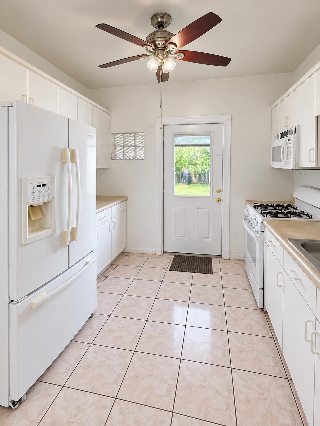 3220 French Avenue Property Photo 4