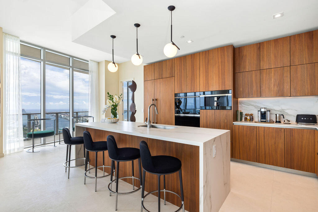 1400 Biscayne Boulevard 5104 Property Photo 11