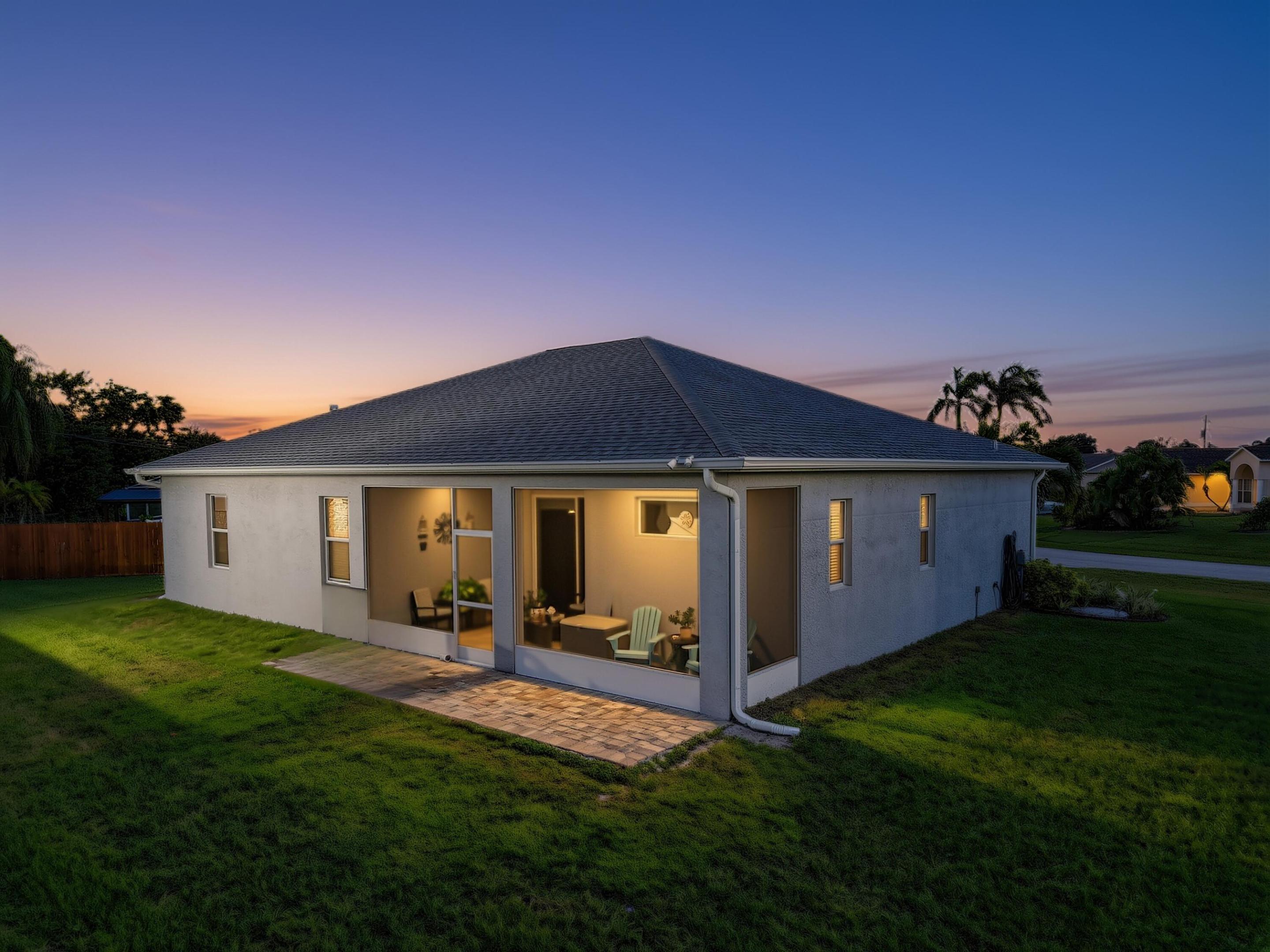 1263 Sw Fox Court Property Photo 44