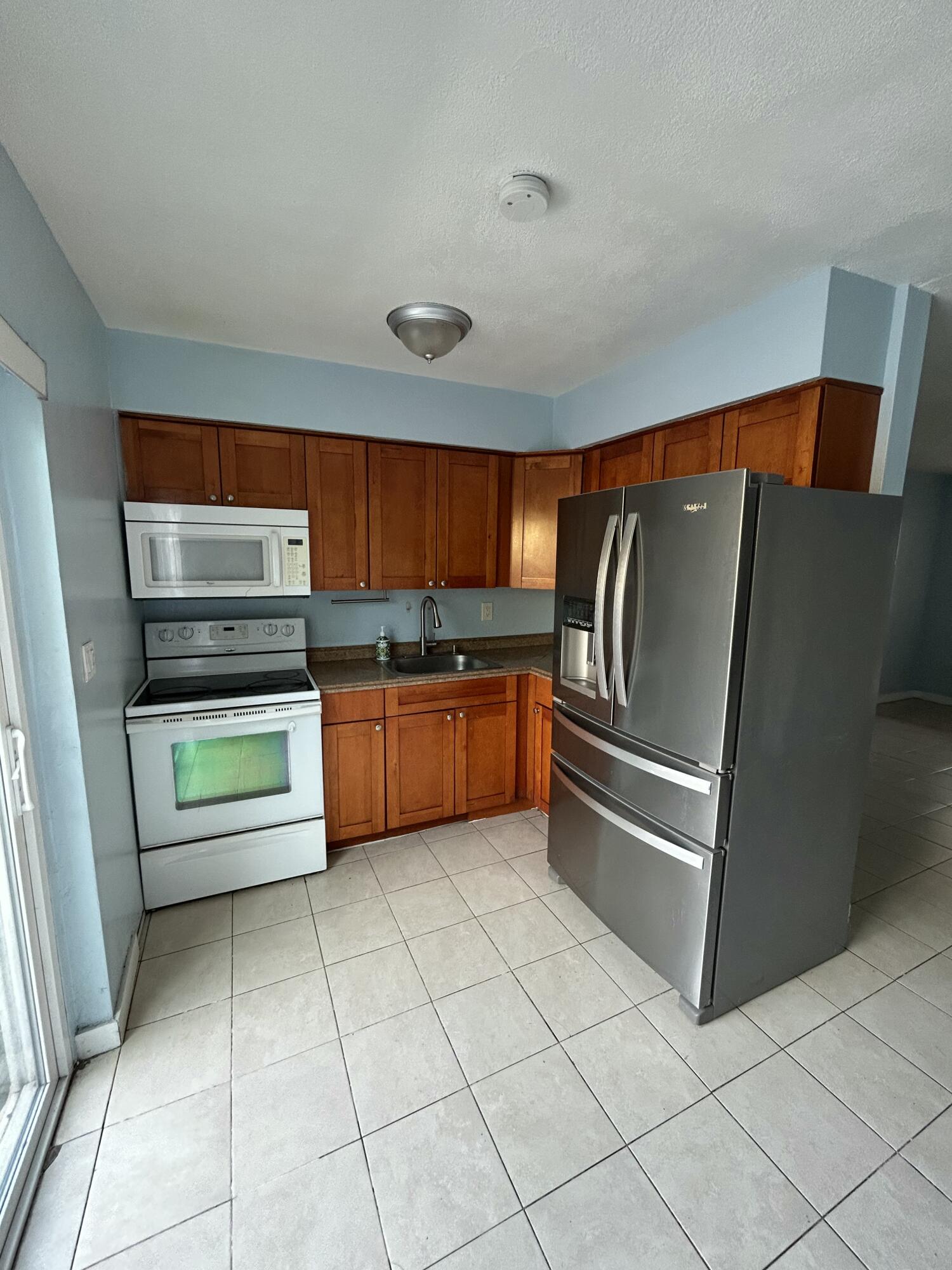 1410 Nw 2nd Avenue A Property Photo 2