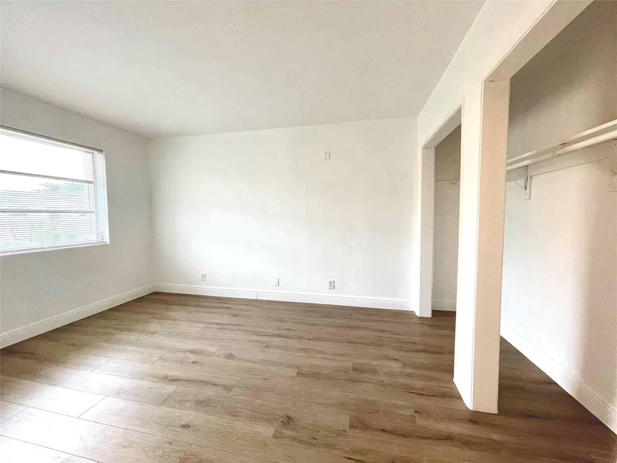 4071 N Dixie Highway 20 Property Photo 20