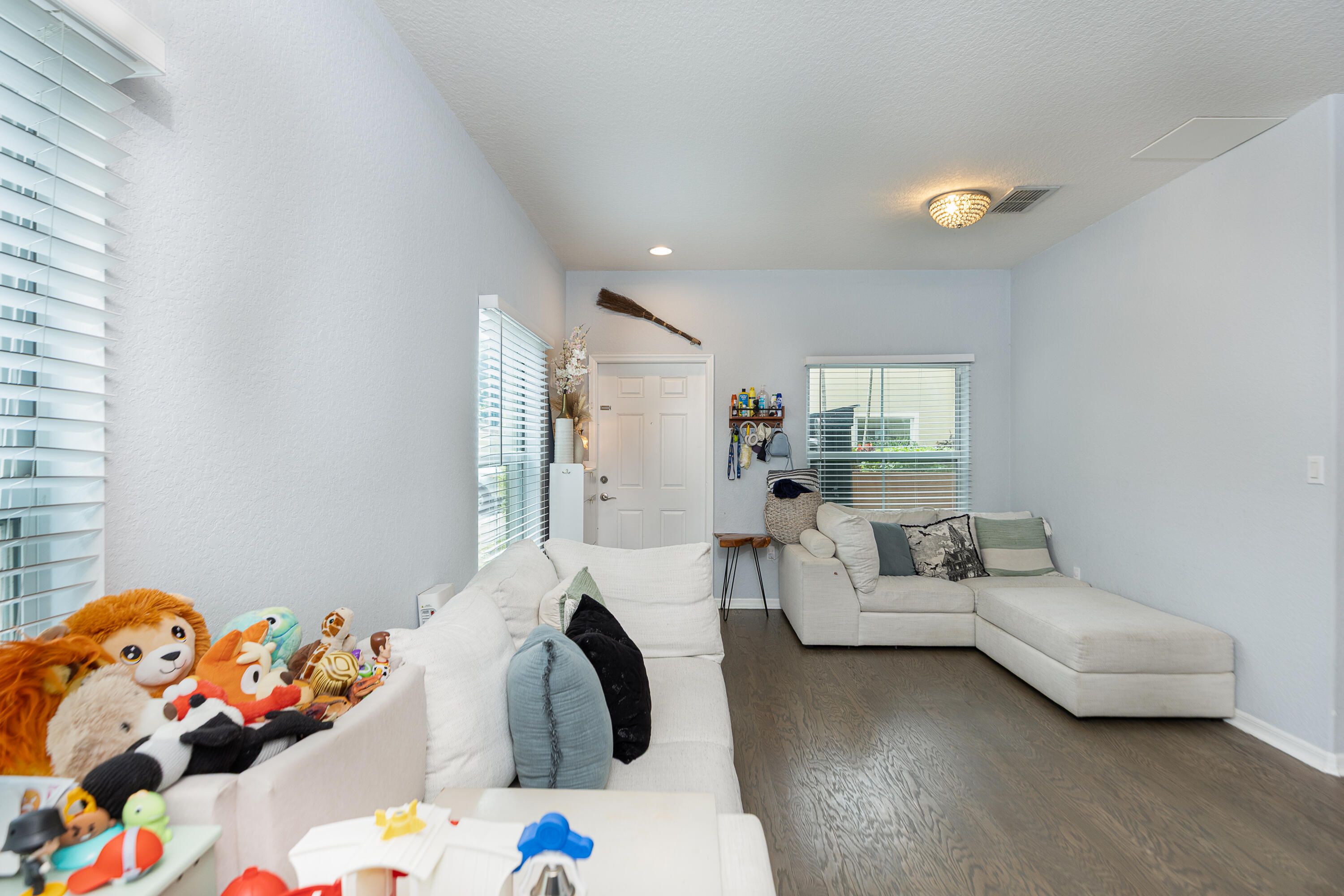 113 Monterey Bay Drive Property Photo 8